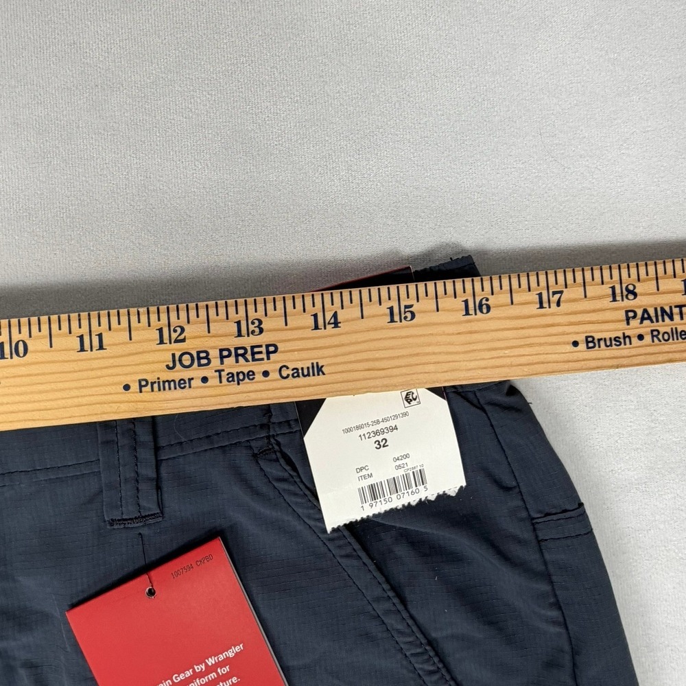 Wrangler ATG Peak Shorts Mens 32 Navy Nylon Ripstop Cargo Hiking Elastic Waist - Picture 7 of 9